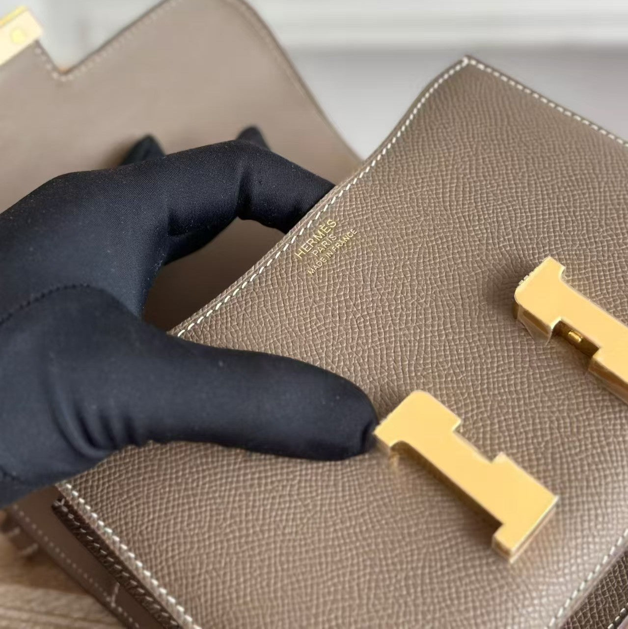 CONSTANCE 18 ETOUPE EPSOM GOLD HARDWARE