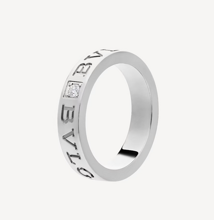 [AURORA]ZERO 1 ESSENTIAL ダイヤモンドリング付き