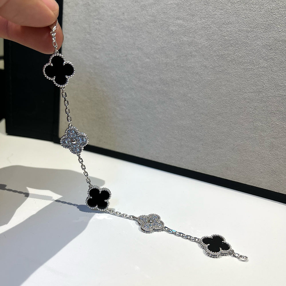 [AURORA]CLOVER 5 MOTIF ONYXS DIAMOND BRACELET SILVER