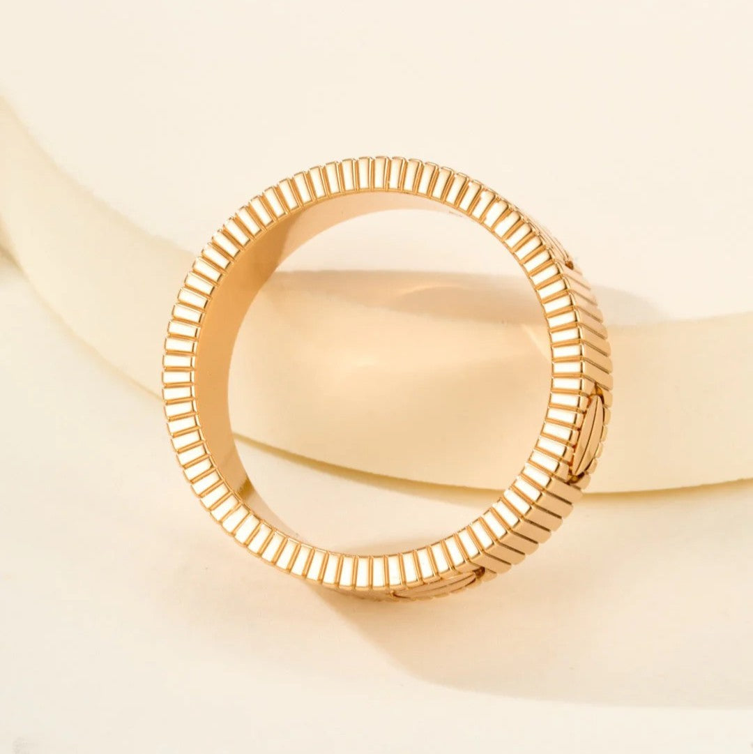 [AURORA]LOVE UNLIMITED RING NO DIAMOND