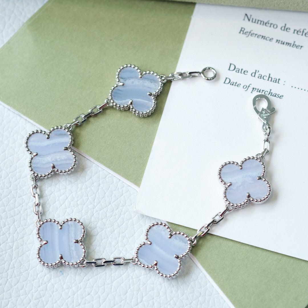 [basloveJW]CLOVER 5 MOTIV LILA CHALCEDON ARMBAND SILBER 