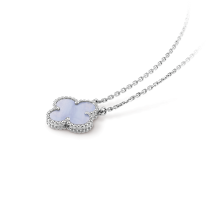 [AURORA]CLOVER 15MM BLUE CHALCEDONY NECKLACE SILVER