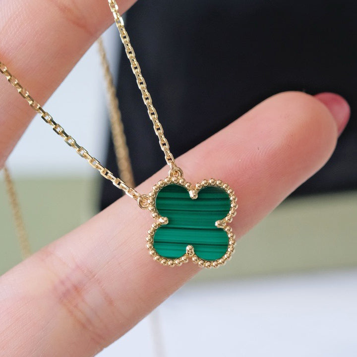 [AURORA]CLOVER 15MM MALACHITE SINGLE FLOWER  NECKLACE