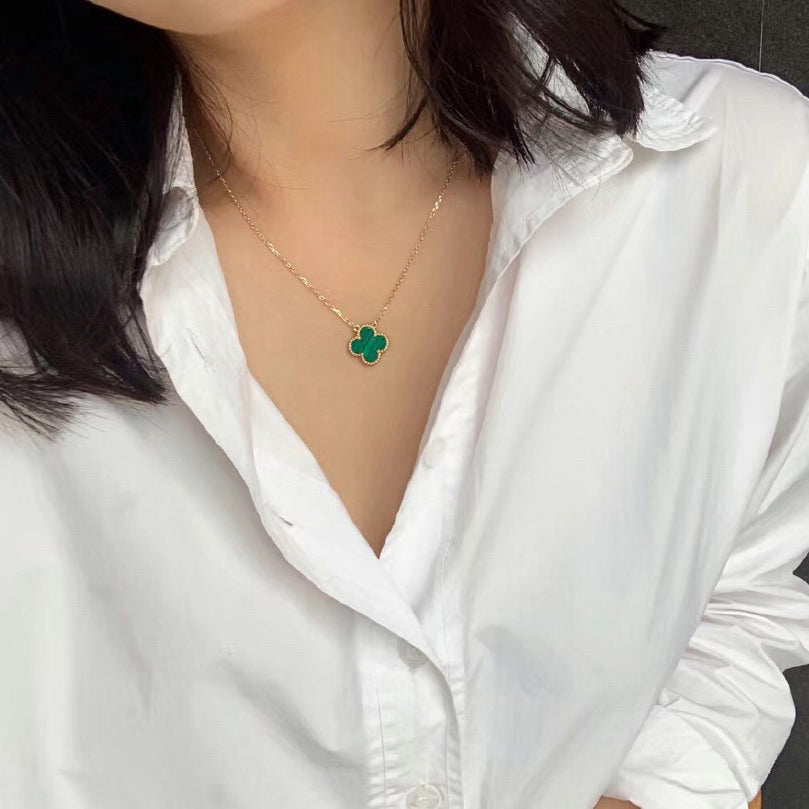 [AURORA]CLOVER 15MM MALACHITE SINGLE FLOWER  NECKLACE