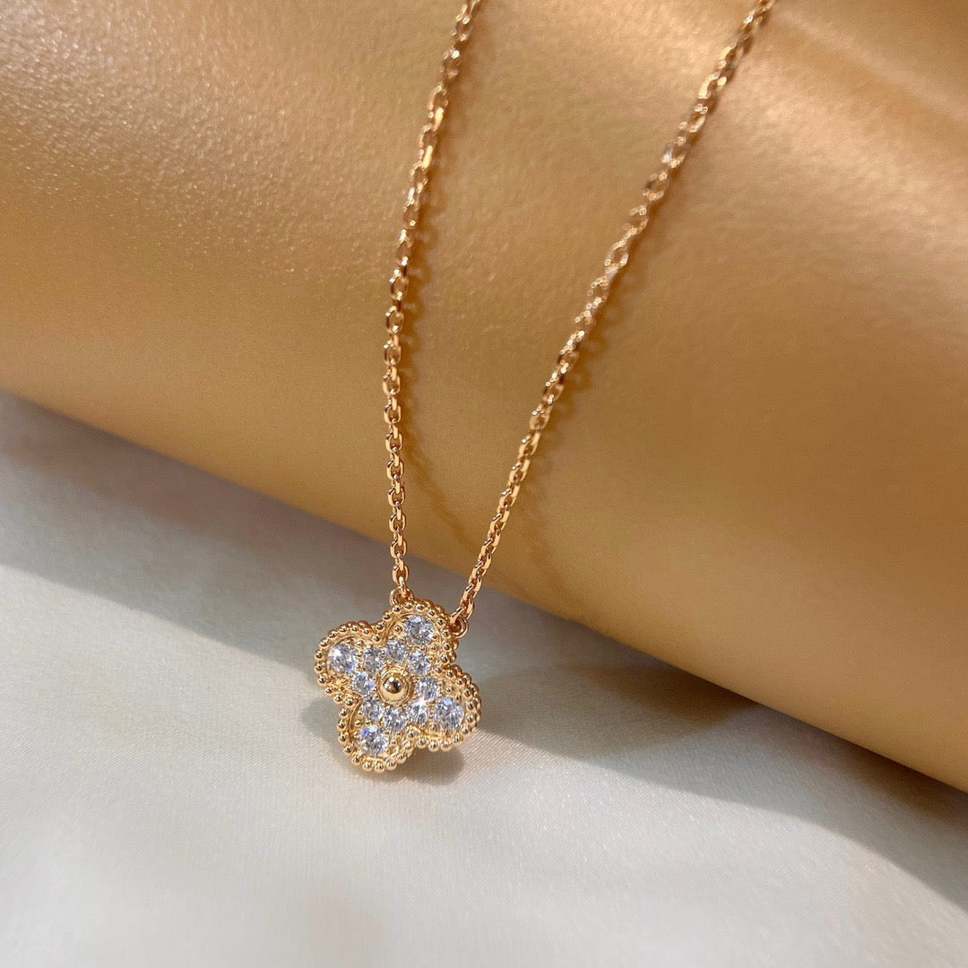 [AURORA]CLOVER 15MM DIAMOND SINGLE FLOWER NECKLACE