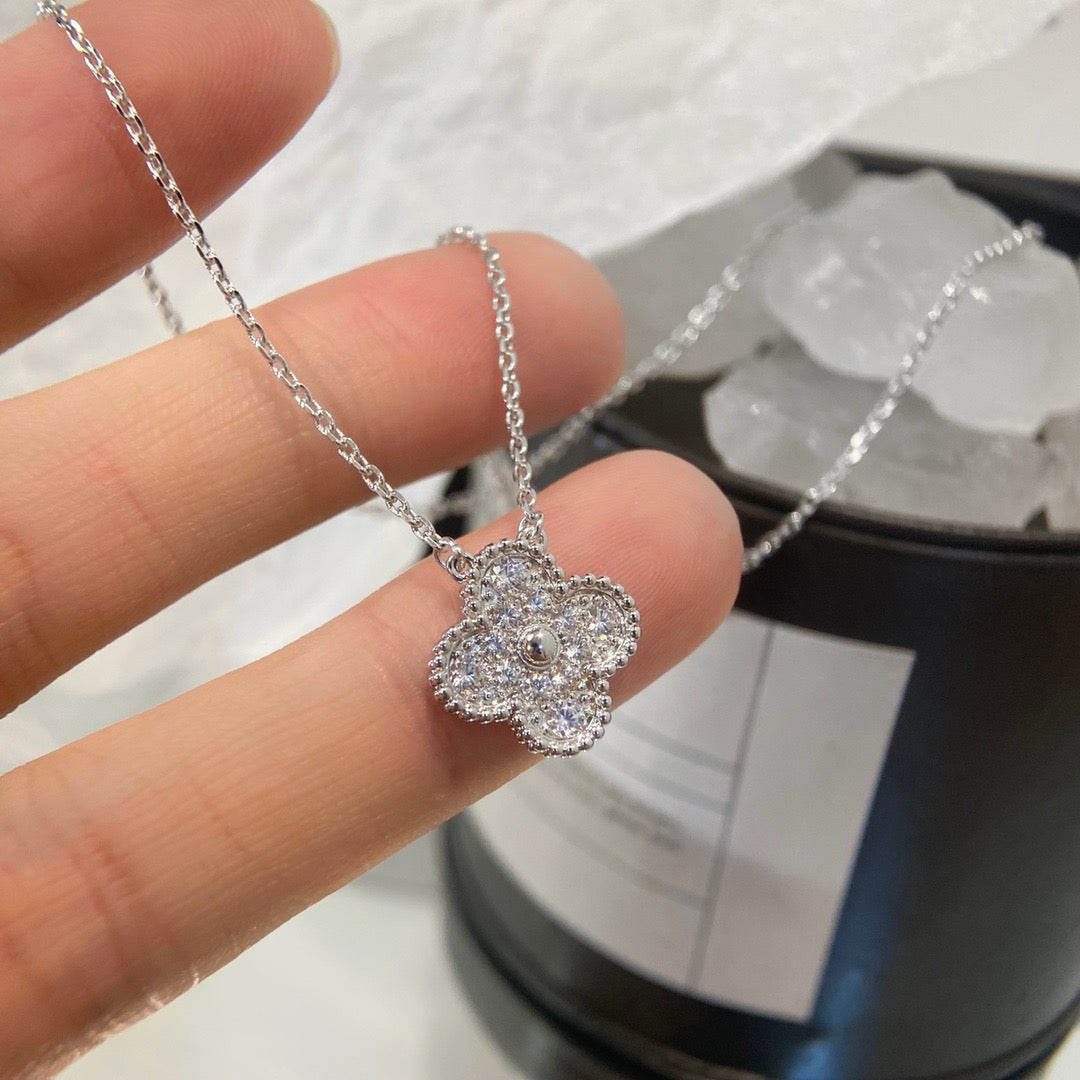 [AURORA]CLOVER 15MM DIAMOND SINGLE FLOWER NECKLACE