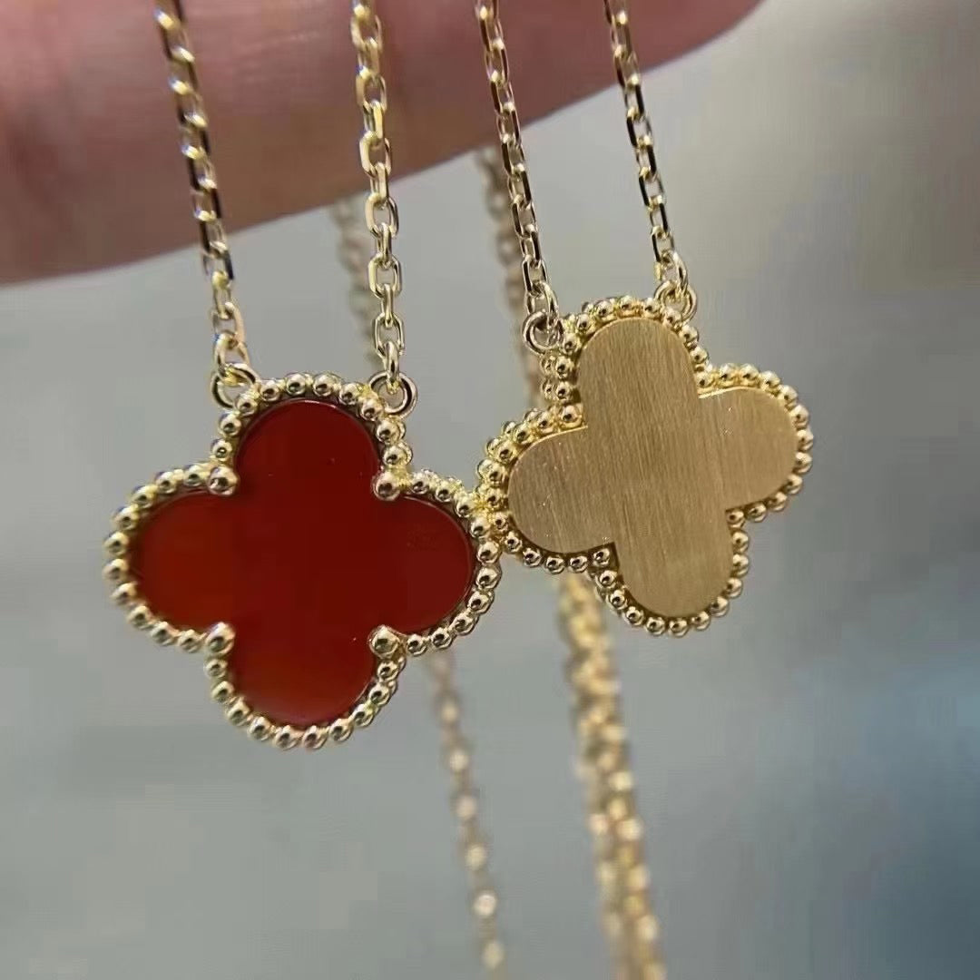 [AURORA]CLOVER 15MM CARNELIAN SINGLE FLOWER NECKLACE