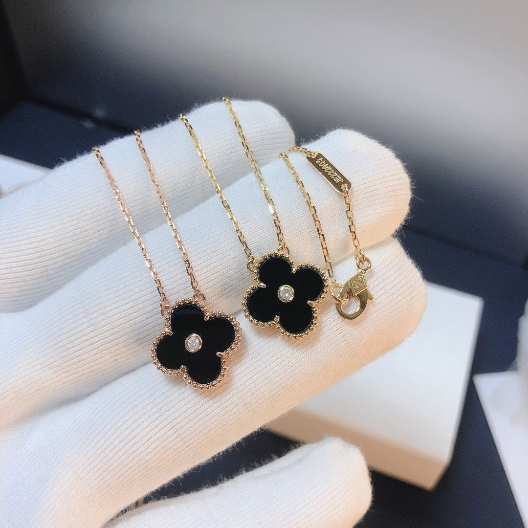 [basloveJW]CLOVER 15MM DIAMANT-ONYX-HALSKETTE