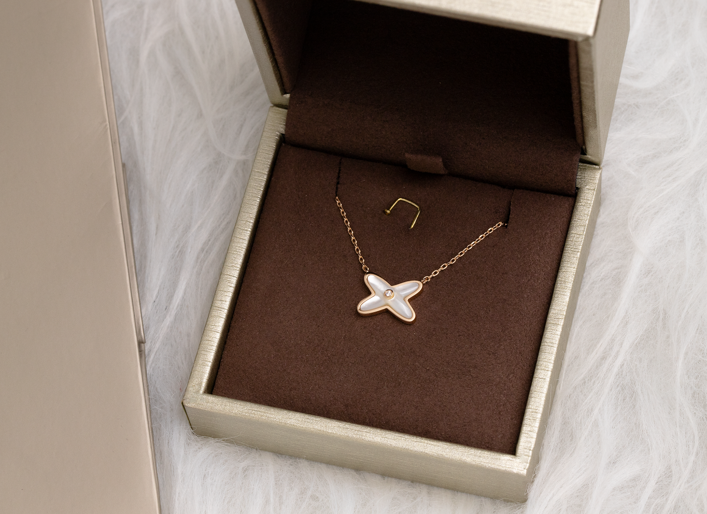 [AURORA]JEUX DE NECKLACE 1 DIAMOND