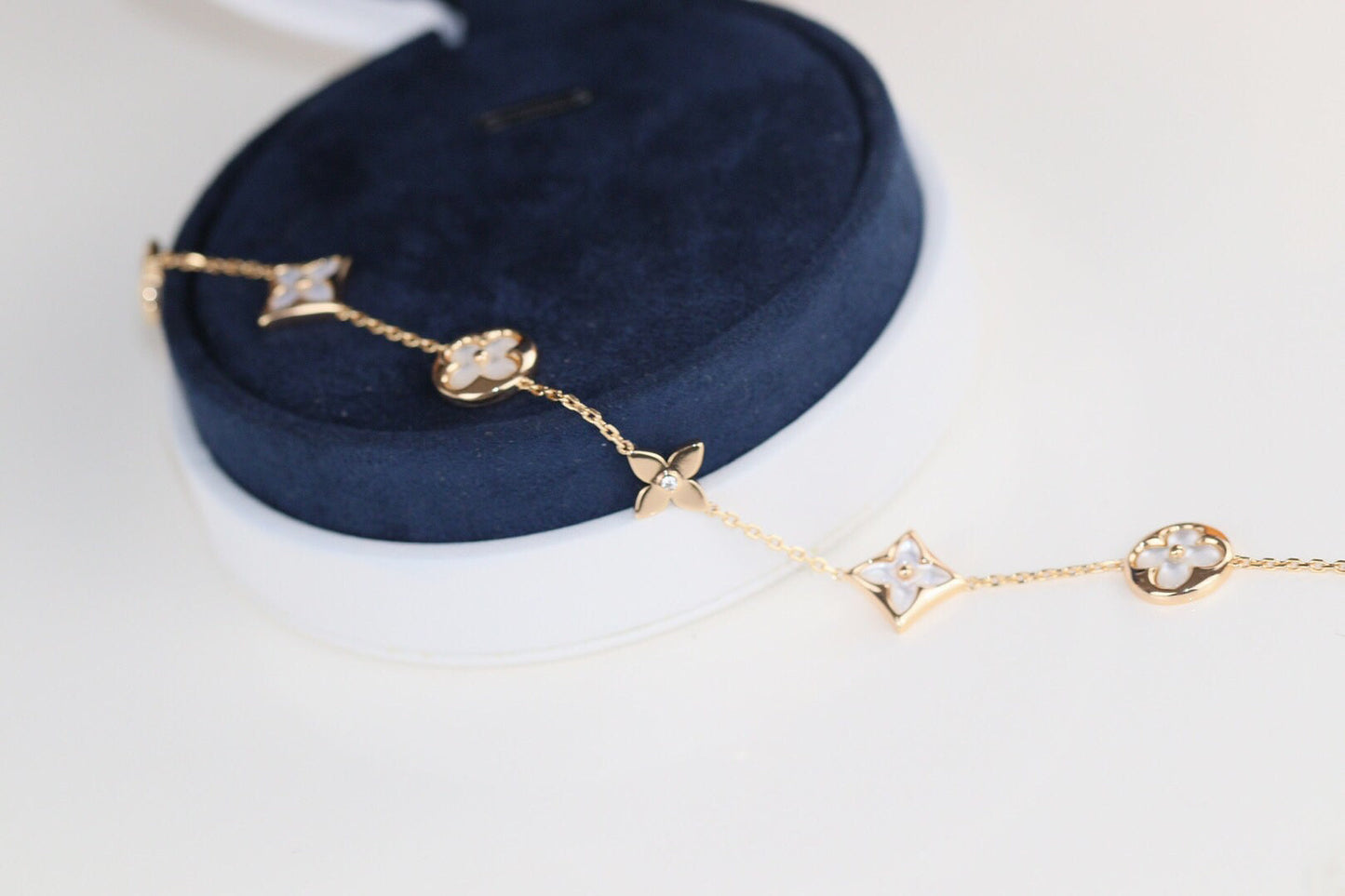 [AURORA]LEAF CLOVER BRACELET