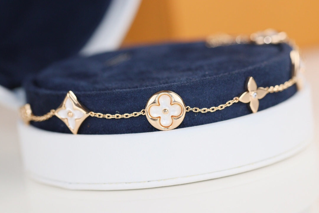 [AURORA]LEAF CLOVER BRACELET