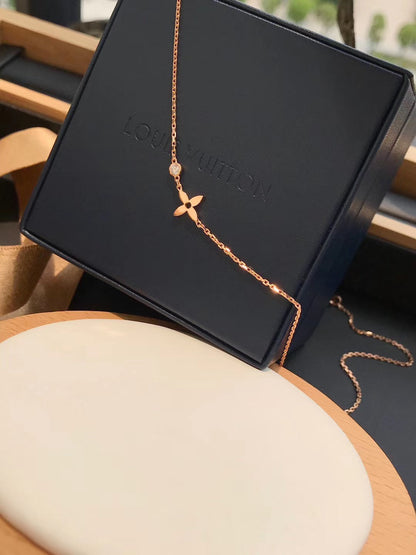 [AURORA]BLOSSOM PENDANT PINK GOLD AND DIAMOND