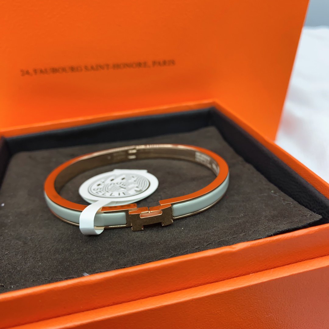 [AURORA]CLASSIC HM CLIC GRÜN 8MM EMAILLE ARMBAND
