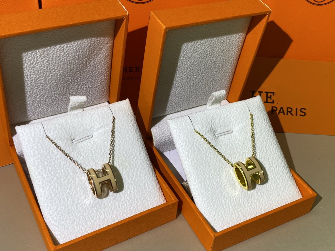 [AURORA]HM CLIC GELBE EMAILLE GOLD HALSKETTE