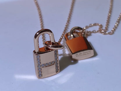 [AURORA]HM ADVANCED NICHE LOCK HEAD NECKLACE DIAMONDS