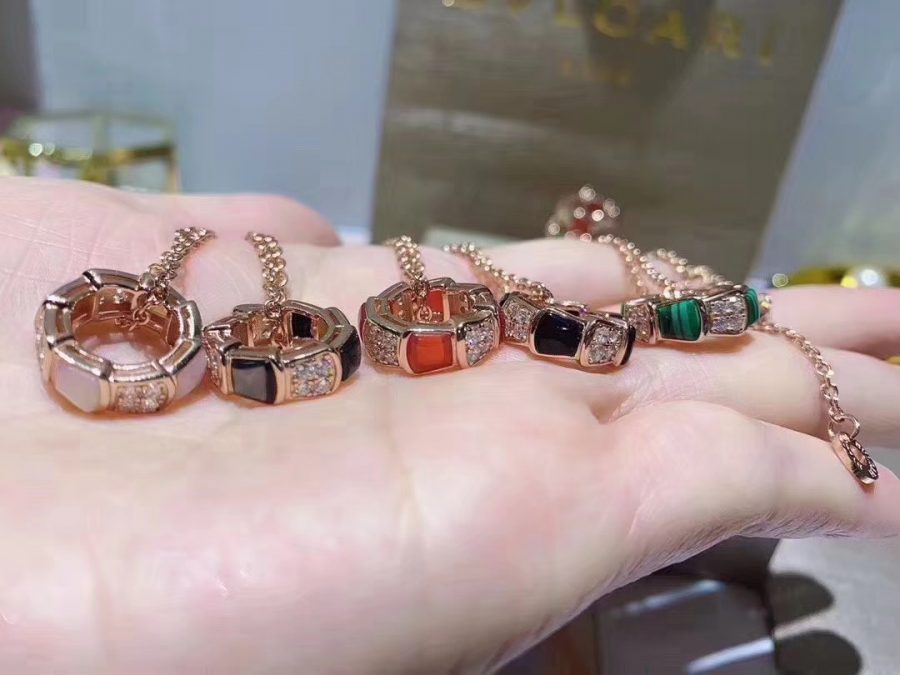 [AURORA]セルペンティ ペンダント ダイヤモンド ネックレス