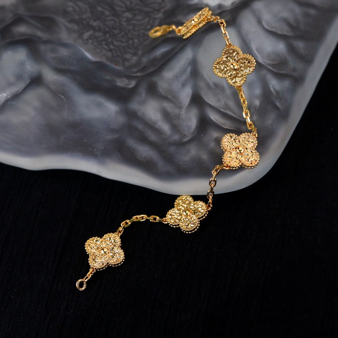 [AURORA]CLOVER 5 MOTIFS BRONZING BRACELET