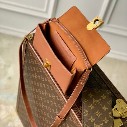 LOW KEY BAG 22 IN COGNAC BROWN CALFSKIN