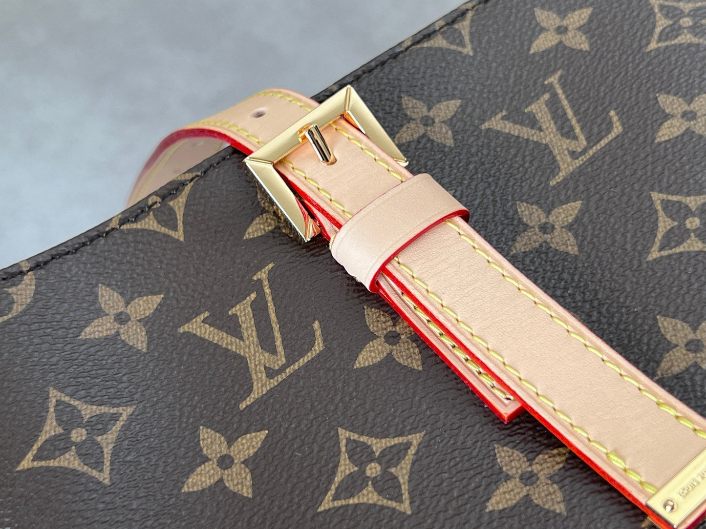 LV 25S MEZZO BAG 43 IN BROWN MONOGRAM CANVAS AND CALFSKIN GOLD HARDWARE