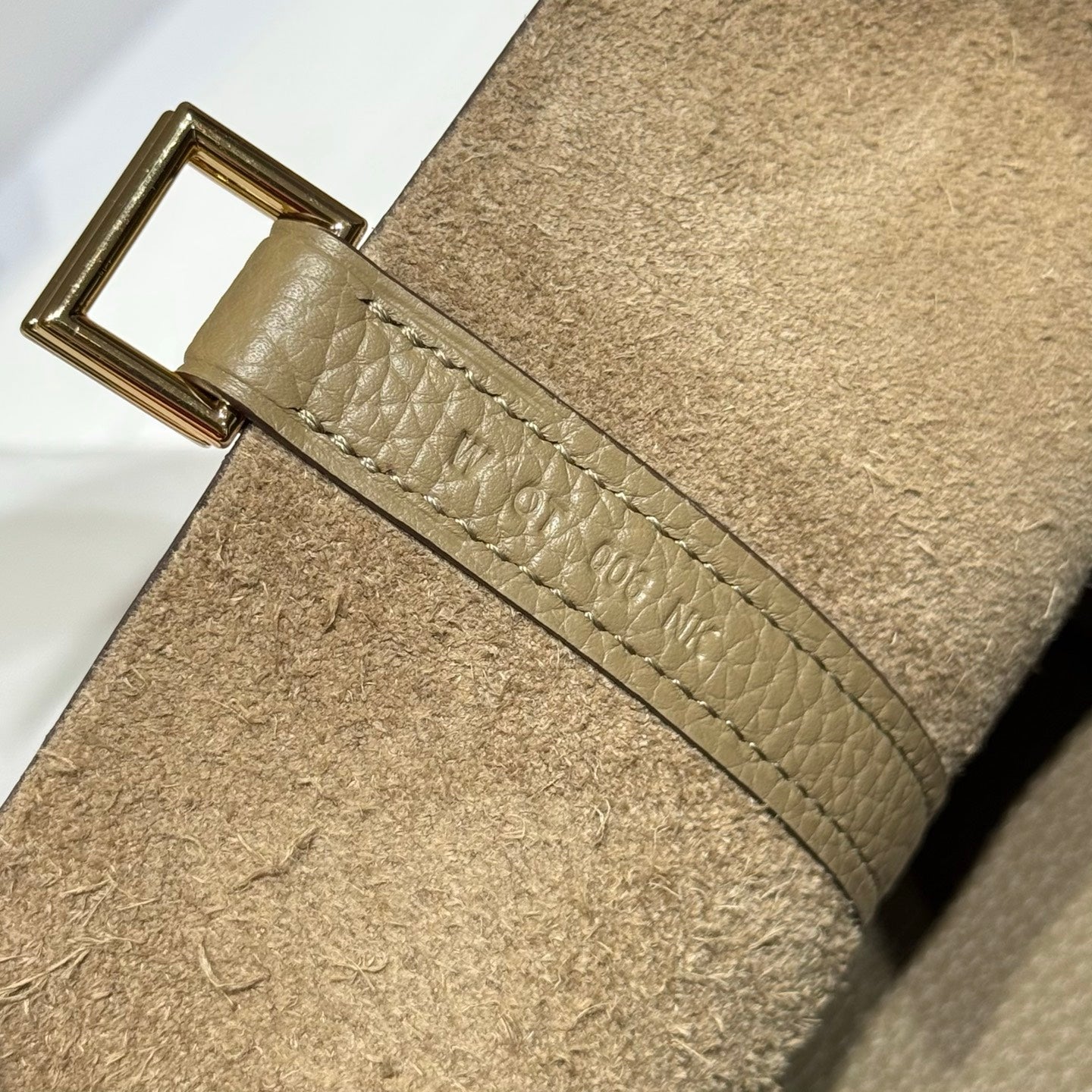 HERMES 25S PICOTIN LOCK 18 IN OLIVE GOLD CALFSKIN GOLD HARDWARE