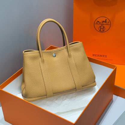 HERMES 25S GARDEN PARTY 30 IN CARAMEL CALFSKIN