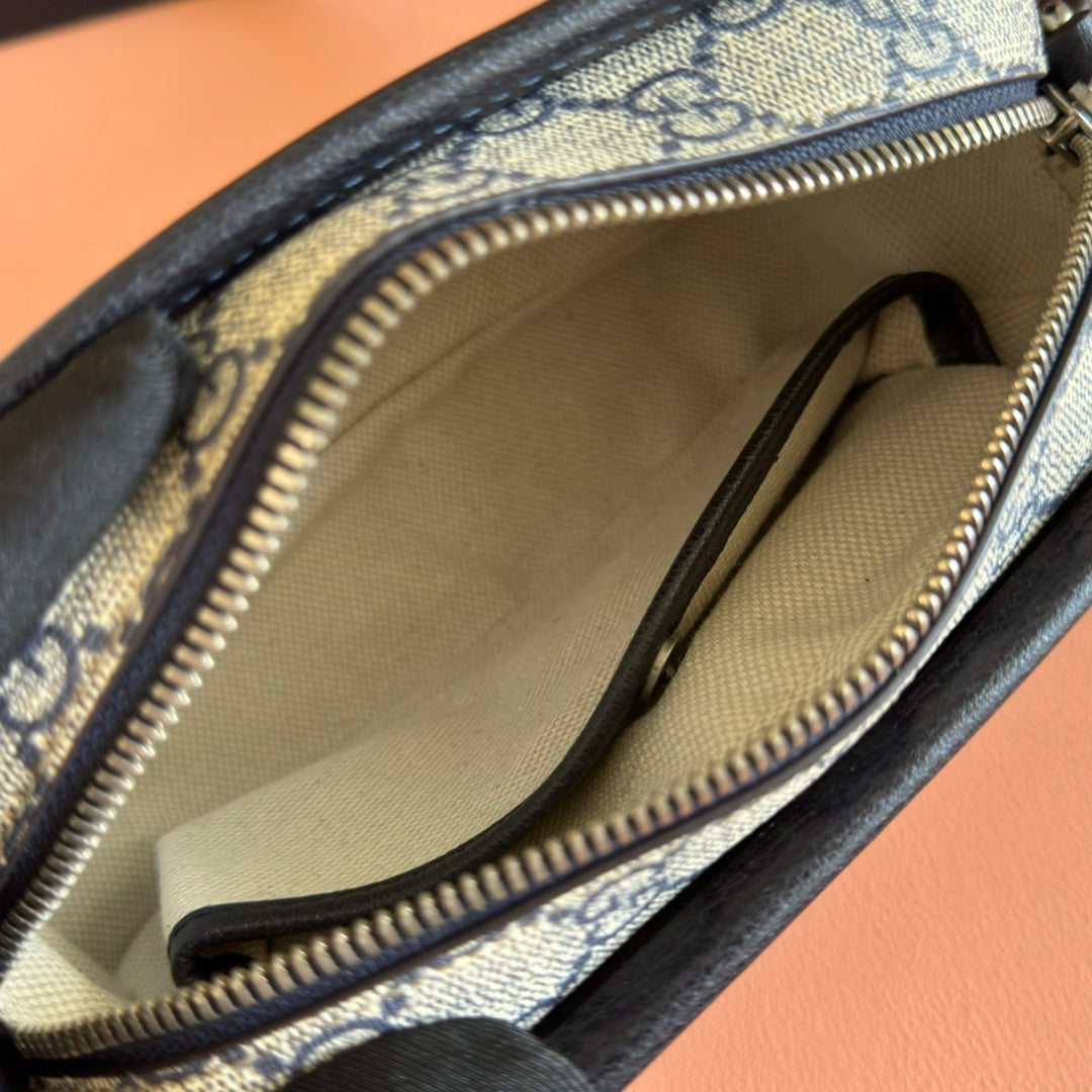 GUCCI MINI BAG 22 BLACK WITH INTERLOCKING G IN CANVAS