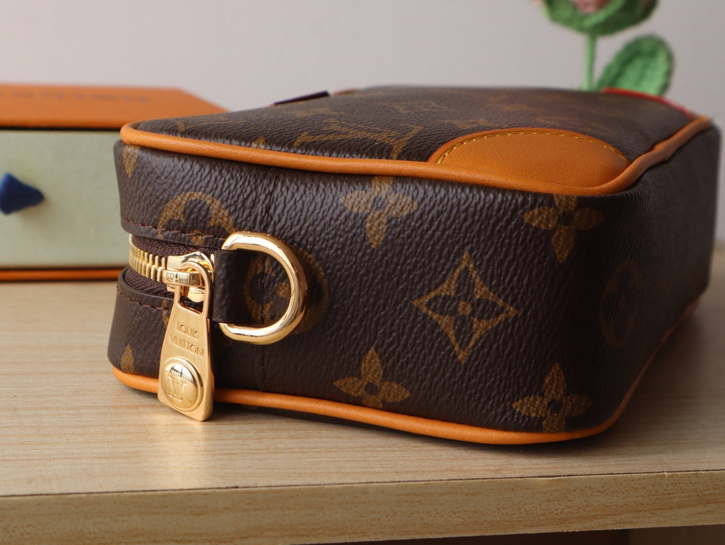 TROCADERO BAG 20 IN BROWN MIX ORANGE MONOGRAM ECLIPSE CANVAS