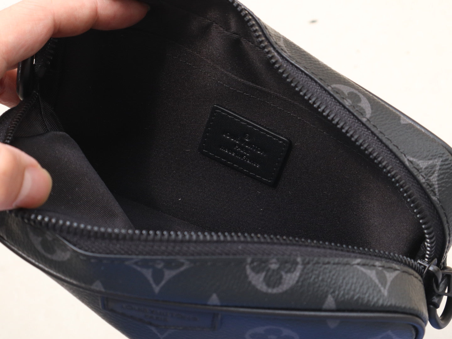 TROCADERO BAG 20 IN BLACK MONOGRAM ECLIPSE CANVAS