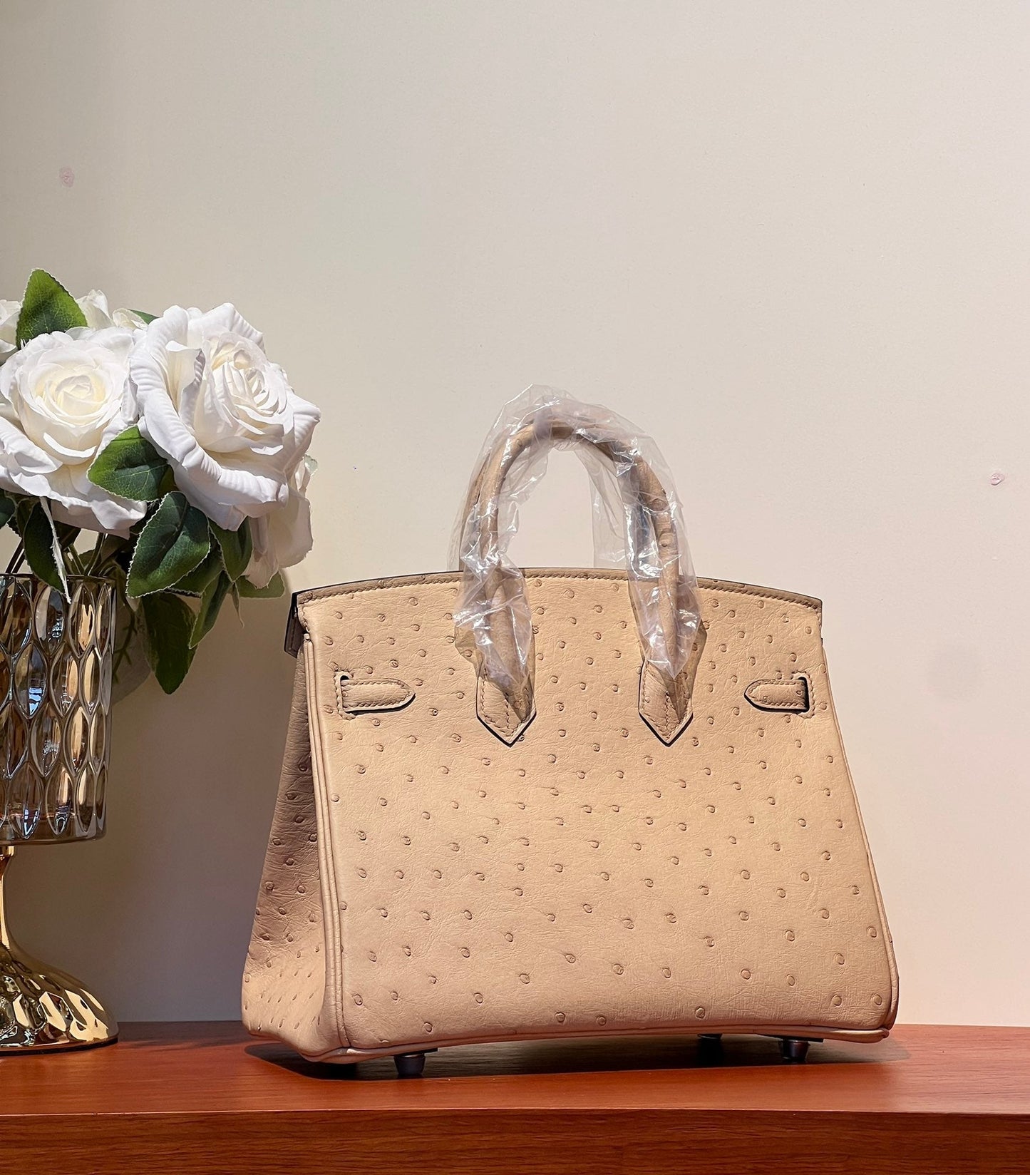 KELLY SELLIER 25 BAG IN CAMEL BEIGE OSTRICH LEATHER WITH SILVER HARDWARE (MADE-TO-ODER)
