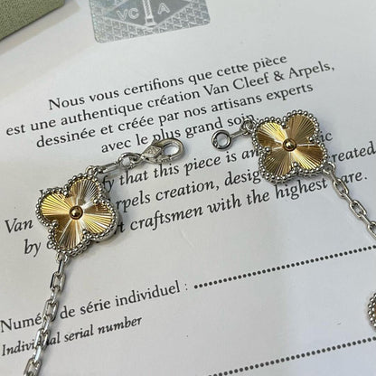 [AURORA]CLOVER  5 MOTIFS  CHRISTMAS LIMITED EDITION BRACELET