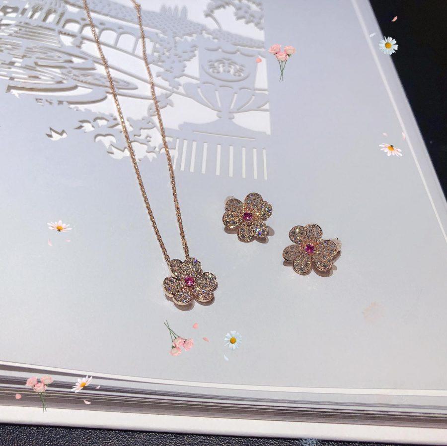 [basloveJW]FRIVOLE ROTGOLD-OHRRINGE MIT BLUMENDIAMANTEN