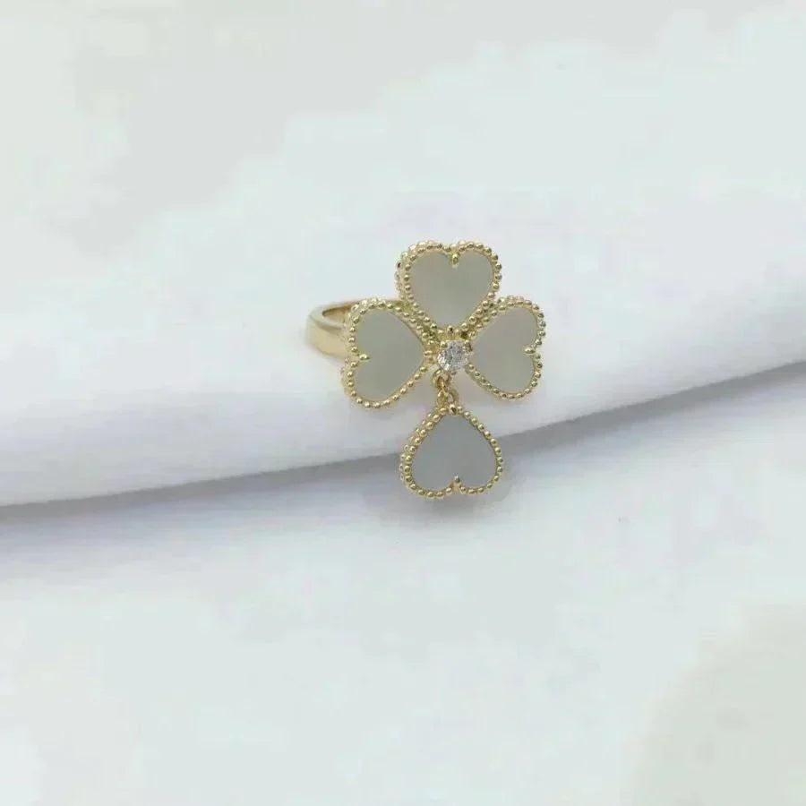 [AURORA]SWEET CLOVER WHITE MOP RING
