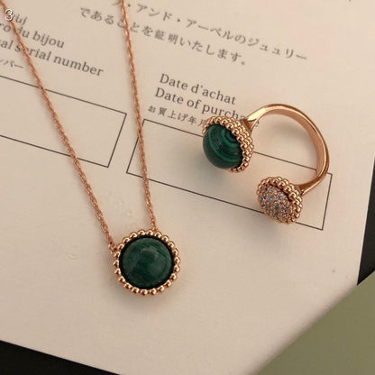 [basloveJW]PERLEE COULEURS DIAMANT ROSÉGOLD ZWISCHEN DEN FINGERN