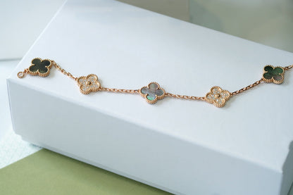 [basloveJW] Armband aus Roségold mit Kleeblatt-Motiven und Diamanten 