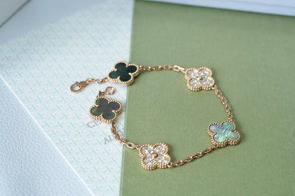 [basloveJW] Armband aus Roségold mit Kleeblatt-Motiven und Diamanten 
